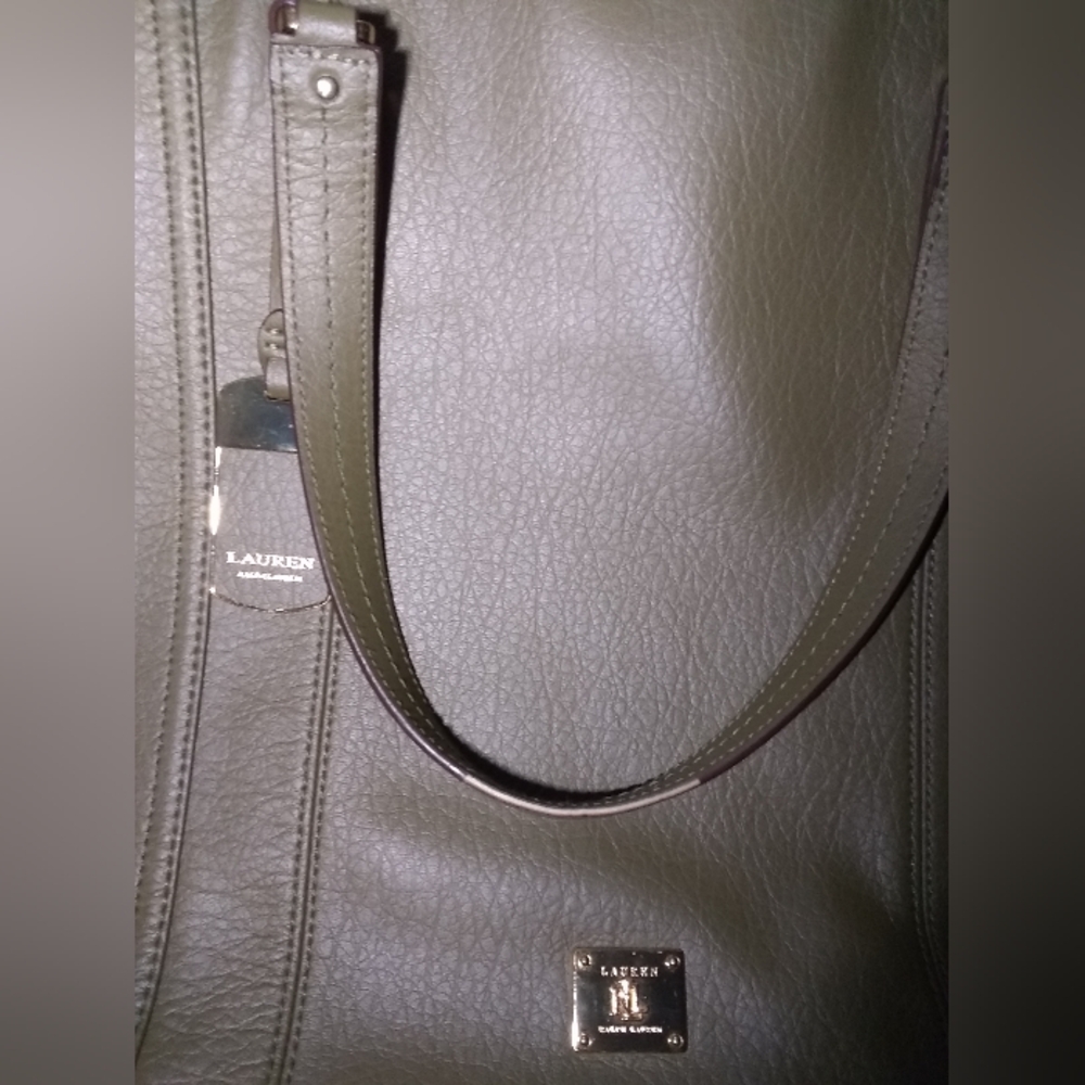 Ralph Lauren๐๐๐ Tote.๐๐ฉต๐GREAT DEAL๐๐ฉต๐* Priced To Sell* - Picture 3 of 7
